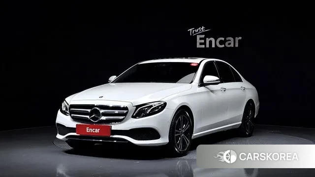 Mercedes-Benz E-Class W213 2020 Белый из Кореи