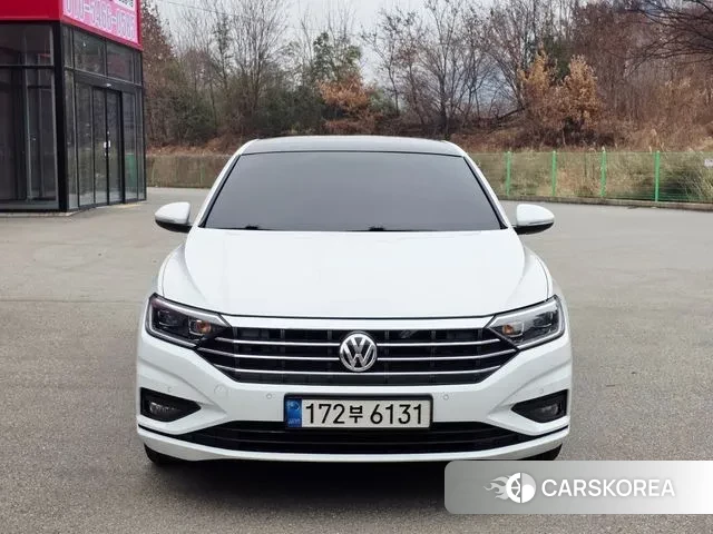 Volkswagen 7th Generation of Jetta 2020 Белый из Кореи