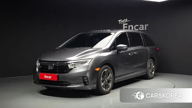Honda Odyssey 2023 Серый из Кореи