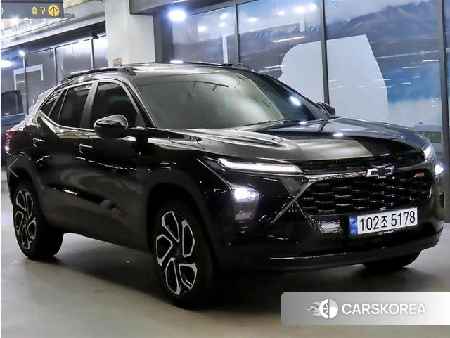 Chevrolet (GM Daewoo) Trax Crossover 2024 Черный из Кореи