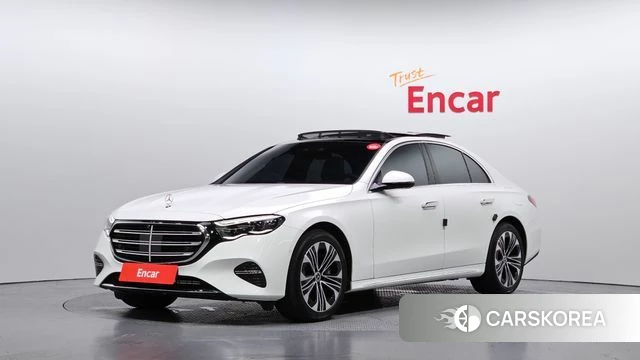 Mercedes-Benz E-Class W214 2025 Белый из Кореи