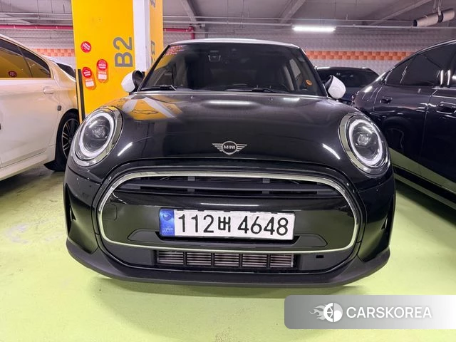 Mini Cooper 2022 Черный из Кореи