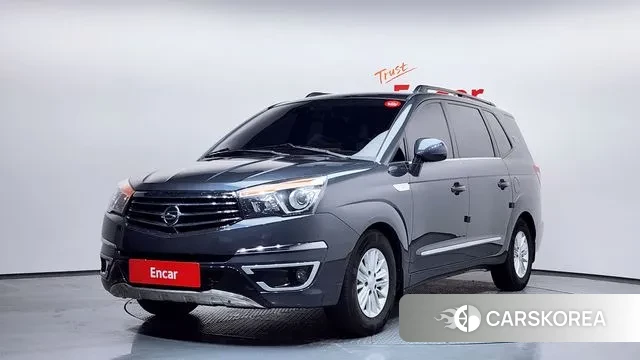 Ssangyong Korando Turismo 2018 Серый из Кореи
