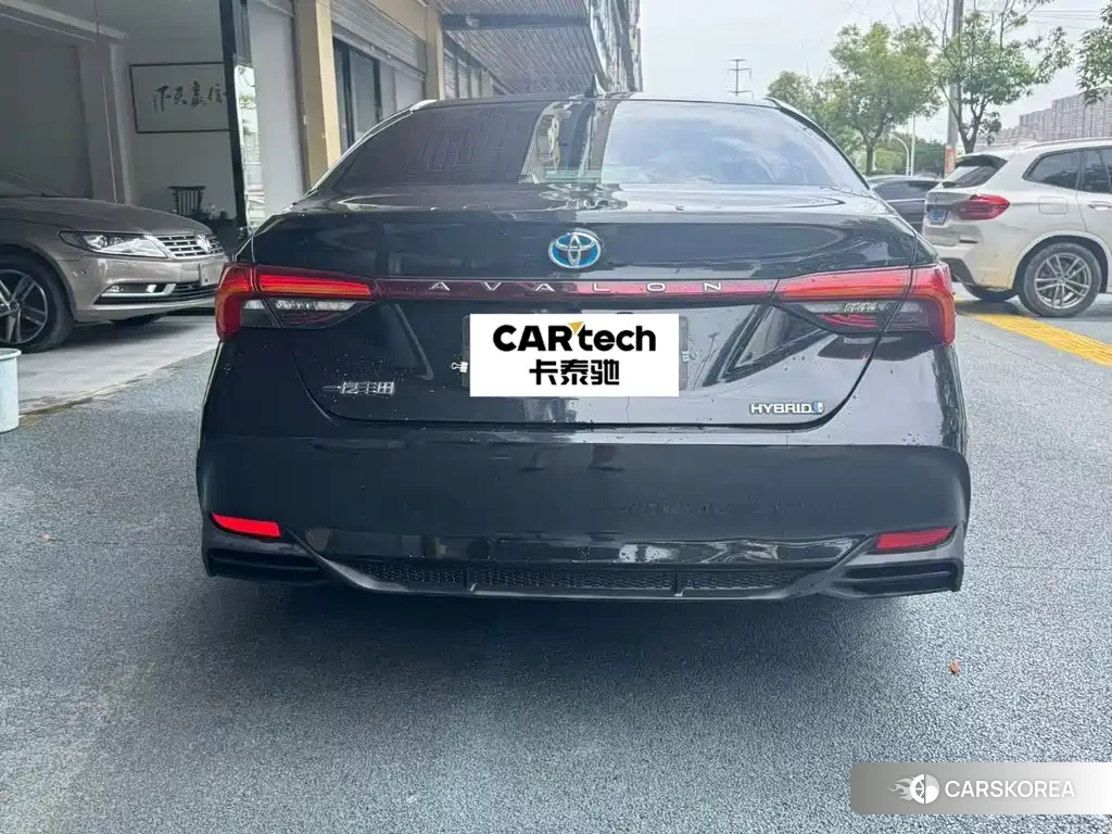 Toyota Avalon 2024 Черный из Китая