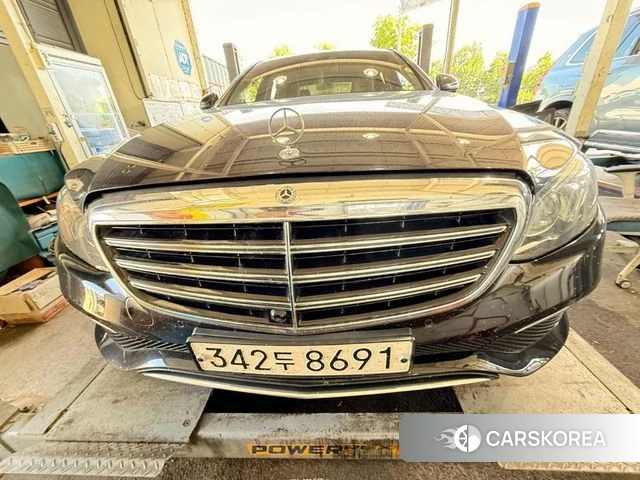 Mercedes-Benz E-Class W213 2018 Черный из Кореи