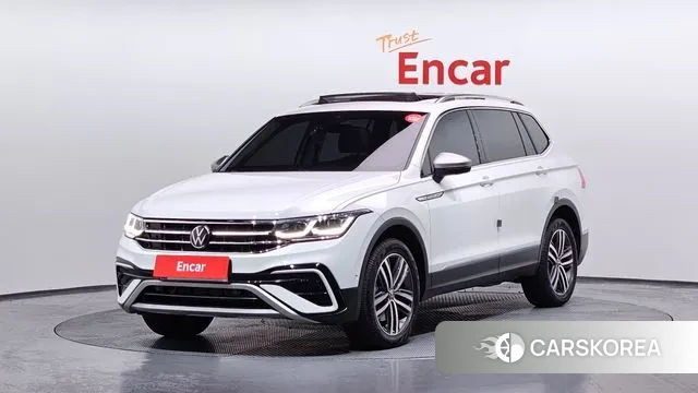 Volkswagen Tiguan Allspace 2024 Белый из Кореи