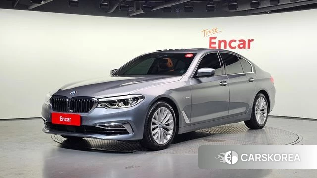 BMW 5 Series (G30) 2018 Серый из Кореи