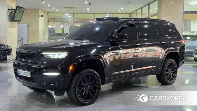 Jeep Grand Cherokee (WL) 2022 Черный из Кореи