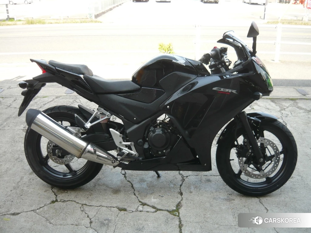 Проданный Honda CBR250R 2015 из Японии, фото 2