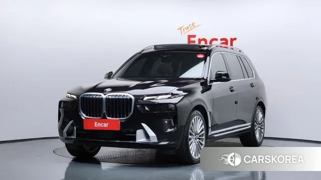 BMW X7 (G07) 2023 Черный из Кореи