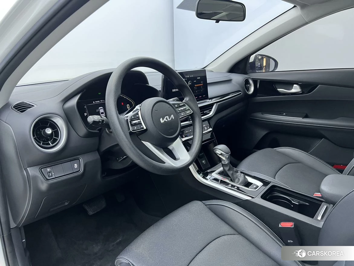 Kia K3 2021 Белый из Китая