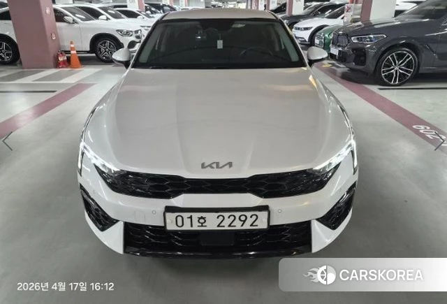 Kia The New K5 3rd generation 2024 Белый из Кореи