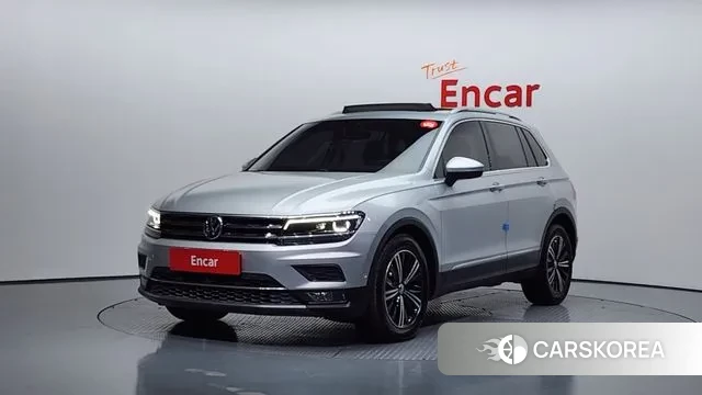 Volkswagen Tiguan second Generation 2018 Серебристо-серый из Кореи