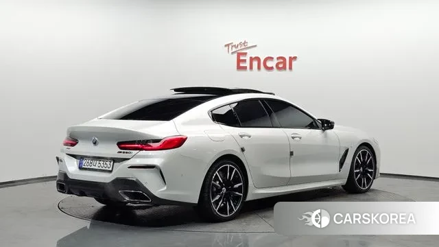 BMW 8 Series (G15) 2023 Белый из Кореи