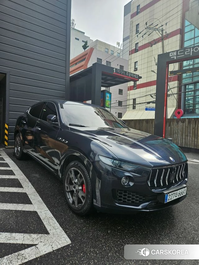 Maserati Levante 2018 Белый из Кореи