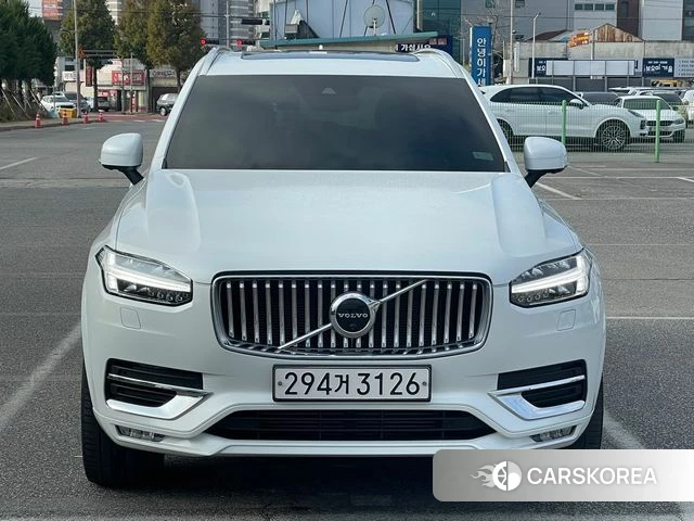 Volvo XC90 second Generation 2020 Белый из Кореи