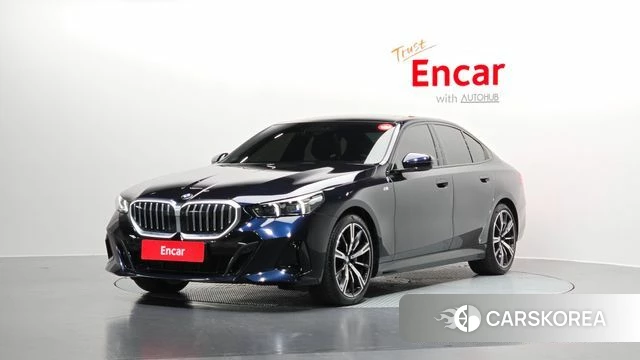 BMW 5 Series (G60) 2025 Черный из Кореи