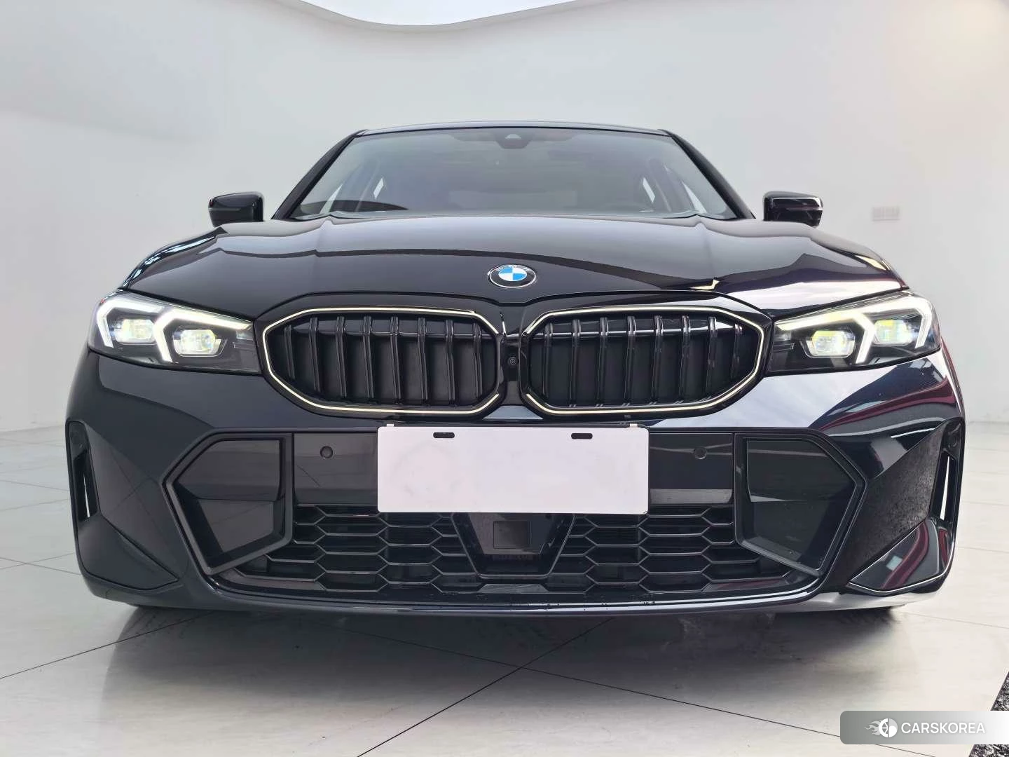 BMW 3 series 2024 Черный из Китая