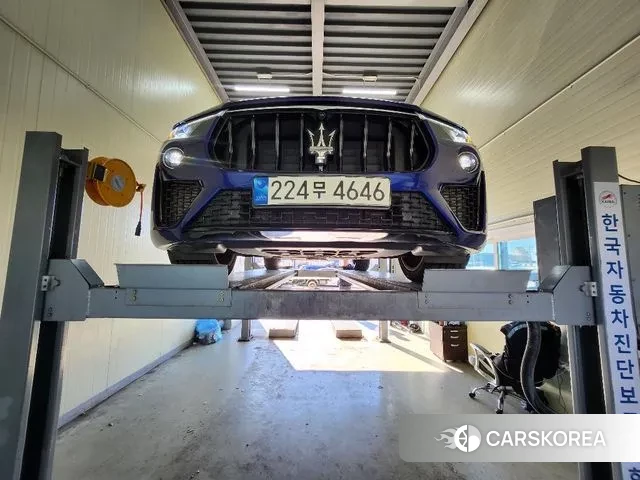 Maserati Levante 2022 Синий из Кореи