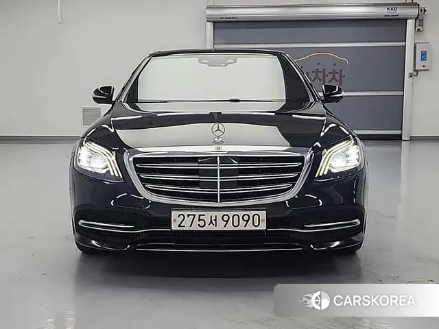 Mercedes-Benz S-Class W222 2018 Черный из Кореи