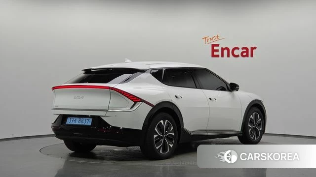 Kia EV6 2023 Белый из Кореи