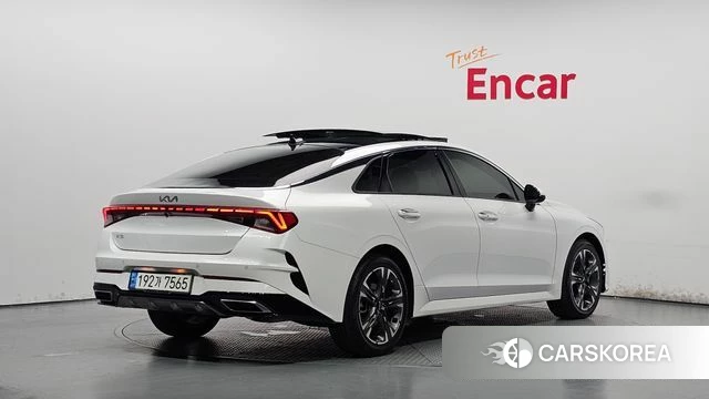 Kia K5 3rd generation 2023 Белый из Кореи