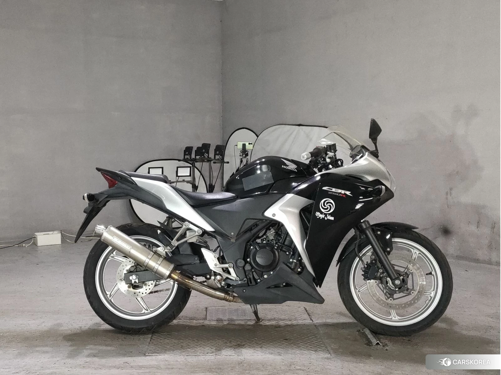 Проданный Honda CBR250R 2011 из Японии, фото 2