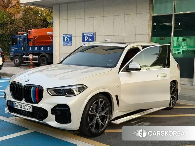 BMW X5 (G05) 2023 Белый из Кореи