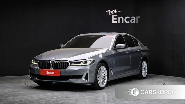 BMW 5 Series (G30) 2022 Серый из Кореи