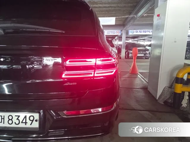 Genesis GV80 2020 Черный из Кореи