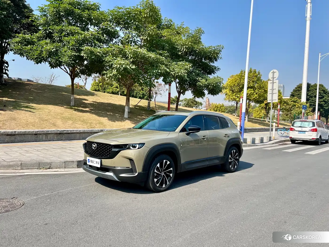 Mazda CX-50 Xingya 2023 Champagne/brown из Китая