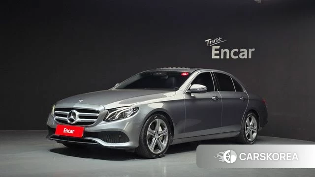 Mercedes-Benz E-Class W213 2018 Серый из Кореи