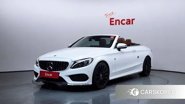 Mercedes-Benz C-Class W205 2018 Белый из Кореи