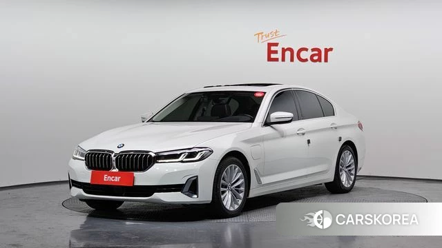 BMW 5 Series (G30) 2021 Белый из Кореи