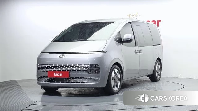 Hyundai Staria 2021 Серебряный из Кореи