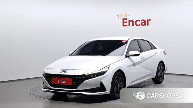 Hyundai Avante Hybrid (CN7) 2023 Белый из Кореи