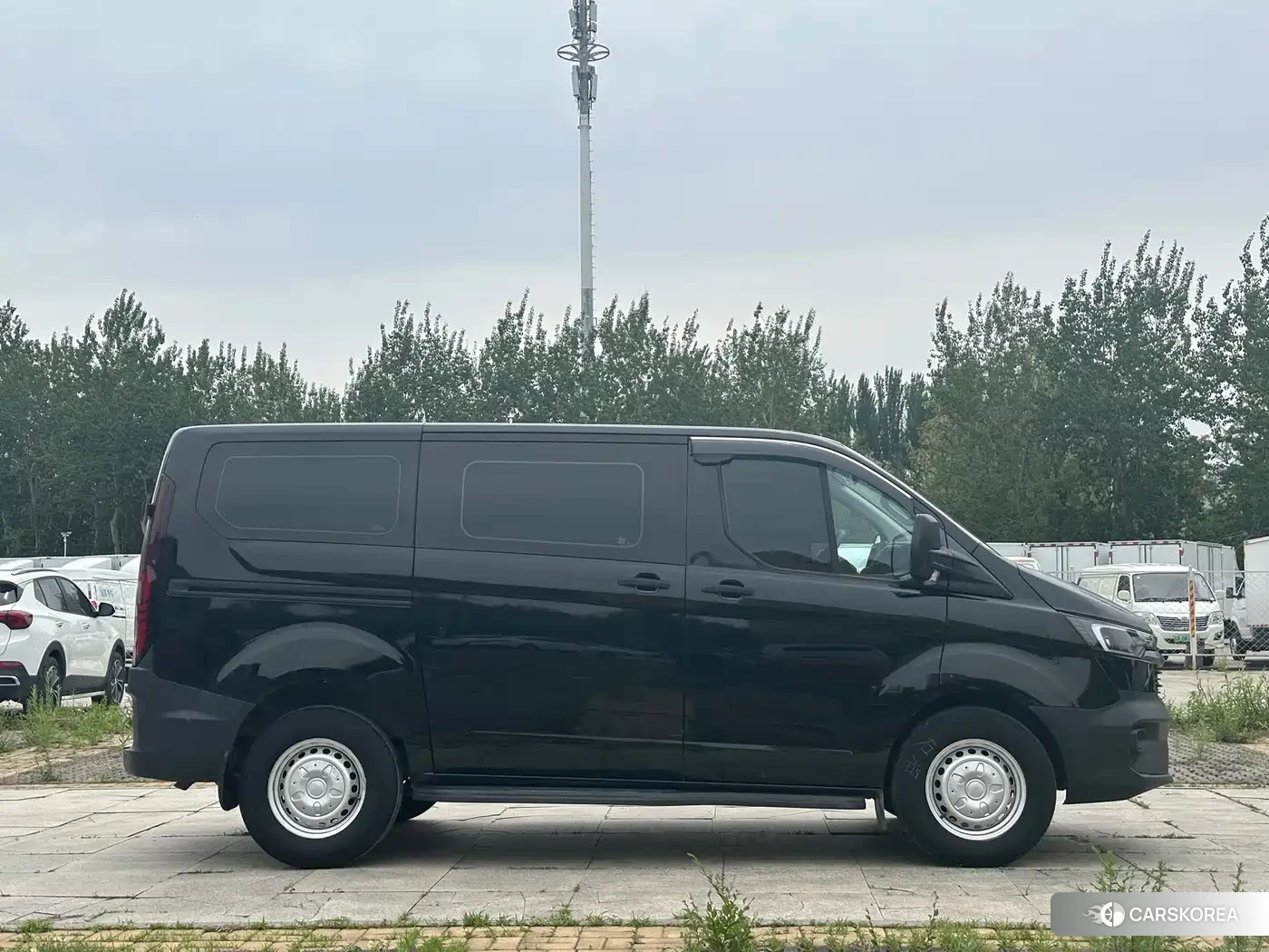 Ford Quanshun 2023 Черный из Китая