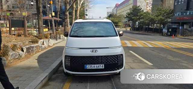 Hyundai Staria 2025 Белый из Кореи