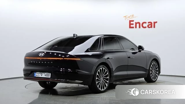 Hyundai Grandeur Hybrid (GN7) 2024 Серый из Кореи