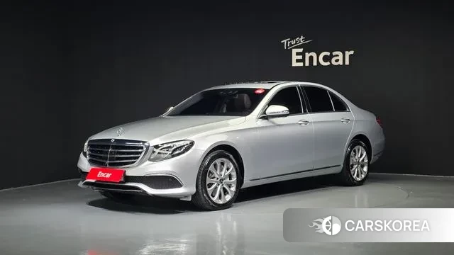 Mercedes-Benz E-Class W213 2020 Серебряный из Кореи