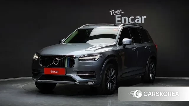 Volvo XC90 second Generation 2018 Серебристо-серый из Кореи