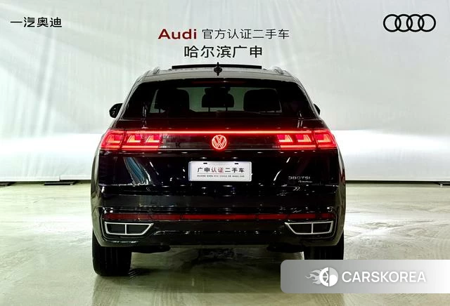 Volkswagen Tourang 2024 Черный из Китая