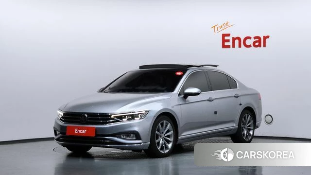 Volkswagen Passat GT (B8) 2021 Серебряный из Кореи