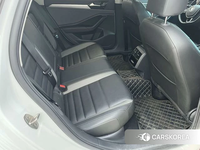 Volkswagen Sagitar 2021 Белый из Китая