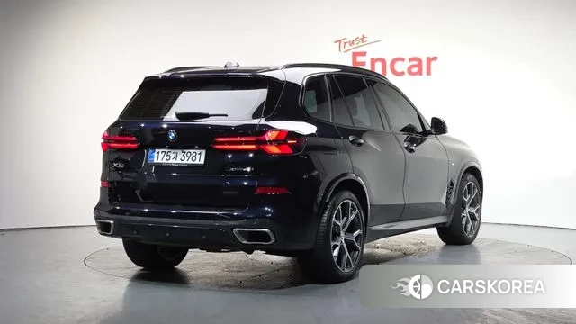 BMW X5 (G05) 2024 Черный из Кореи