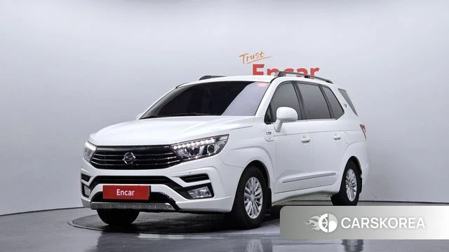Ssangyong Korando Turismo 2018 Белый из Кореи
