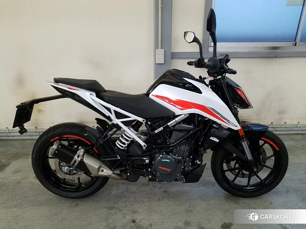 Проданный KTM 390 DUKE 2022 из Японии, фото 2