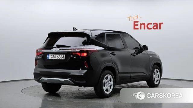 Kia Seltos 2022 Черный из Кореи