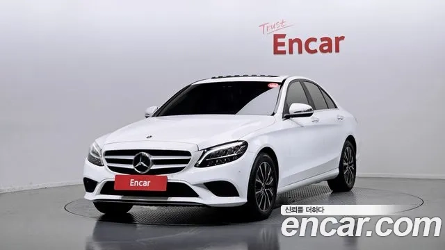 Mercedes-Benz C-Class W205 2020 Белый из Кореи