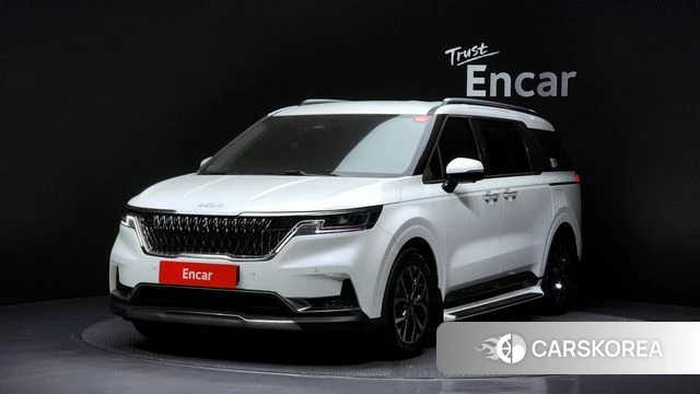Kia Carnival 4th generation 2023 Белый из Кореи